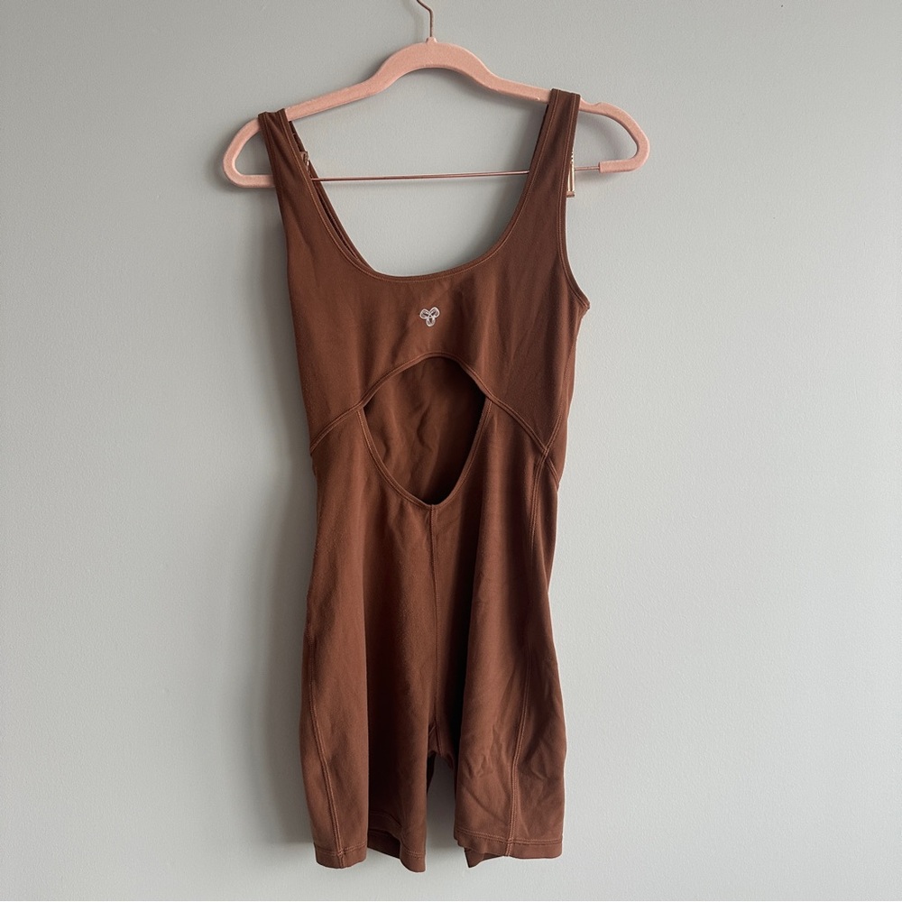 NWT Aritzia Butter romper brown